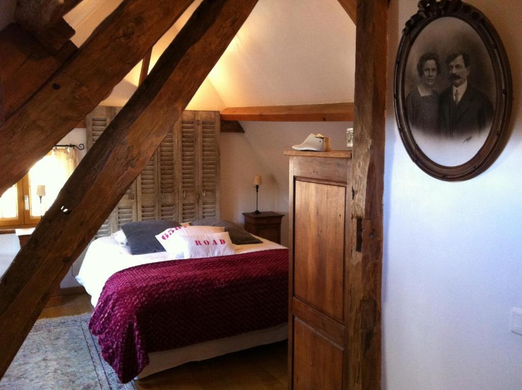 Chambres D'Hotes La Levriere Saint-Denis-le-Ferment Værelse billede